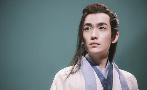 朱一龙回应念错字,把纨绔子弟说成胯胯子弟,工作室惩罚标准亮了