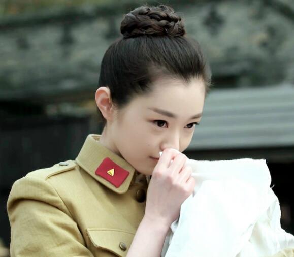 于曼丽以前经历了什么