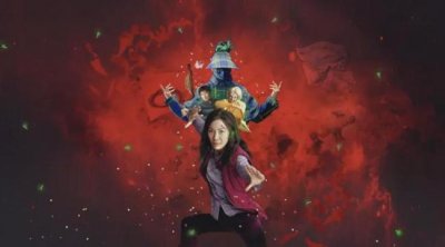 ​恭喜！60岁杨紫琼成奥斯卡首位华裔影后