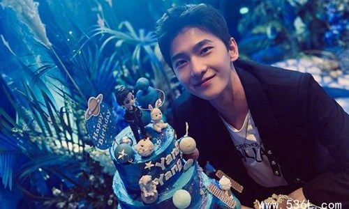 杨洋生日微博评论区超暖心 30岁生日好友王彦霖连忙送祝福