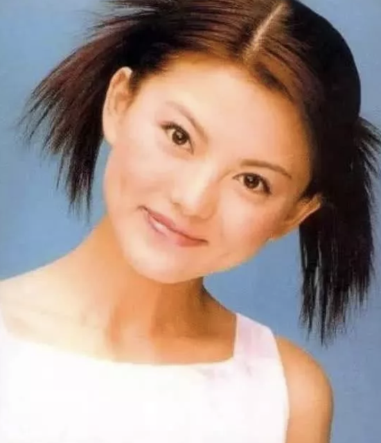 李湘：情断大学初恋，两段婚姻皆成空，她的强势未必是好事