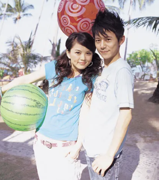 李湘：情断大学初恋，两段婚姻皆成空，她的强势未必是好事