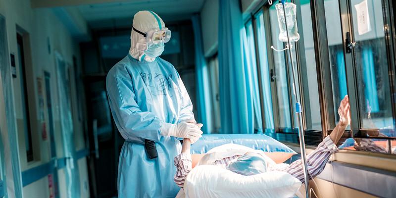 在一起电视剧演员表(张嘉益、靳东、陈数、雷佳音等50位明星加盟)