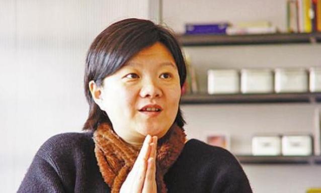 洪晃为什么长得像毛(时尚女魔头洪晃)