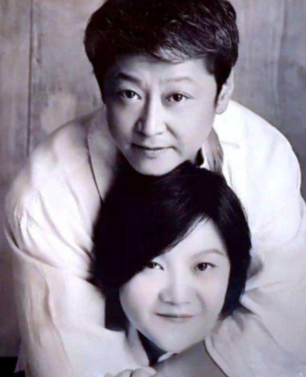 洪晃为什么长得像毛(时尚女魔头洪晃)