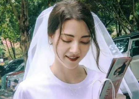 盛夏缤纷电视剧演员表，《盛夏缤纷》演员角色介绍