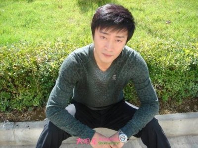 ​何中华老婆，黎汉持的妻子照片