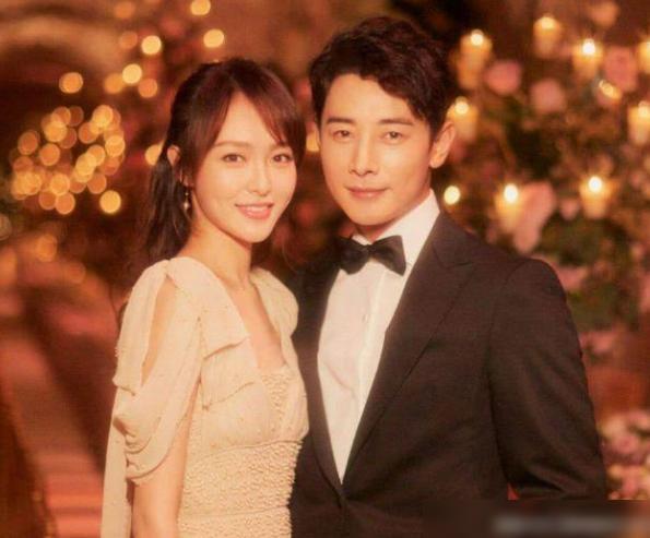 罗晋和赵丽颖结婚照