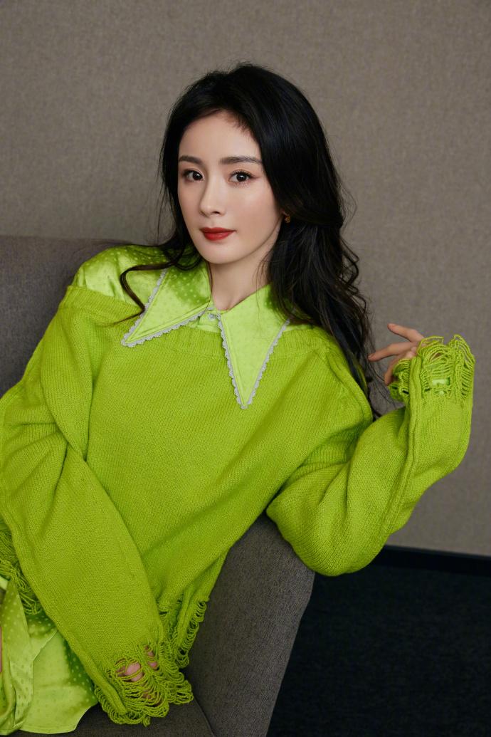 杨幂王俊凯被曝广告将被下刊,疑似有大瓜,当事人双双正面回应