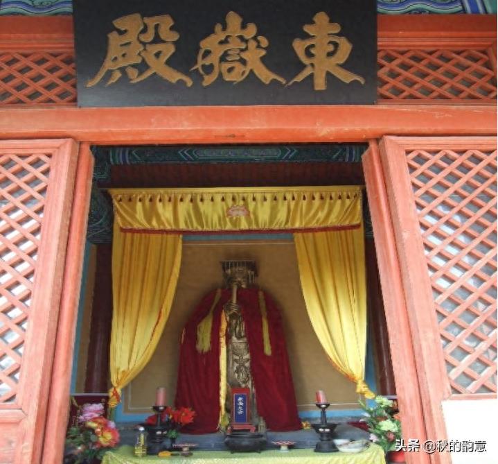 妙峰山风景区位于北京市门头沟区妙峰山镇,3A级旅游景区