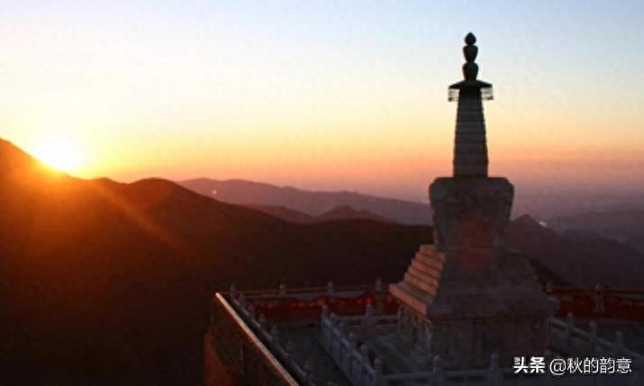 妙峰山风景区位于北京市门头沟区妙峰山镇,3A级旅游景区