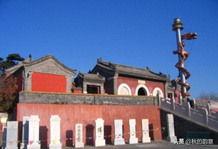 妙峰山风景区位于北京市门头沟区妙峰山镇,3A级旅游景区