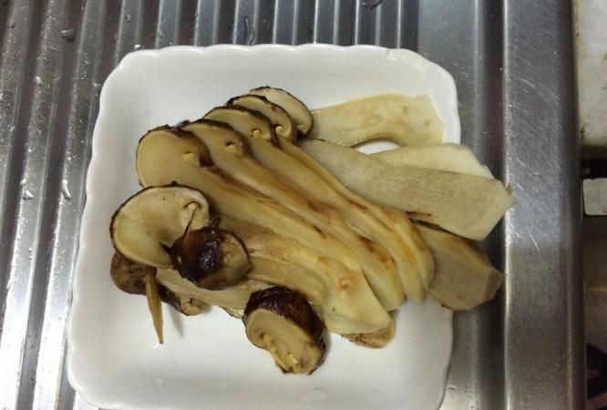 新鲜的姬松茸怎么晒干