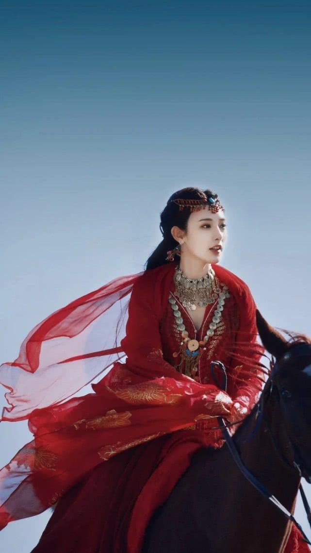 女神彭小苒不仅颜值高,原来私下还这样多才多艺