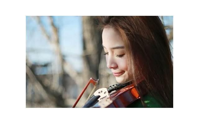 吵架女朋友烦我怎么哄他