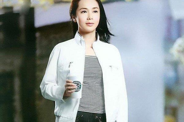 蒋雯丽和黄轩到底是什么关系 国外车震是被包养了吗