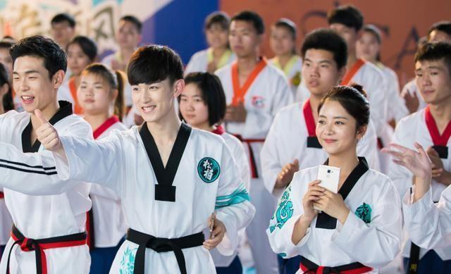 《旋风少女》有多神奇，发现了邢菲郭俊辰，竟还有魔仙“小蓝”