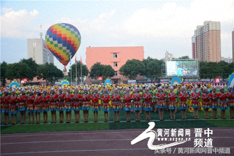 榆次九 中窑上小学（1200人）表演的情景剧《千秋魏榆》