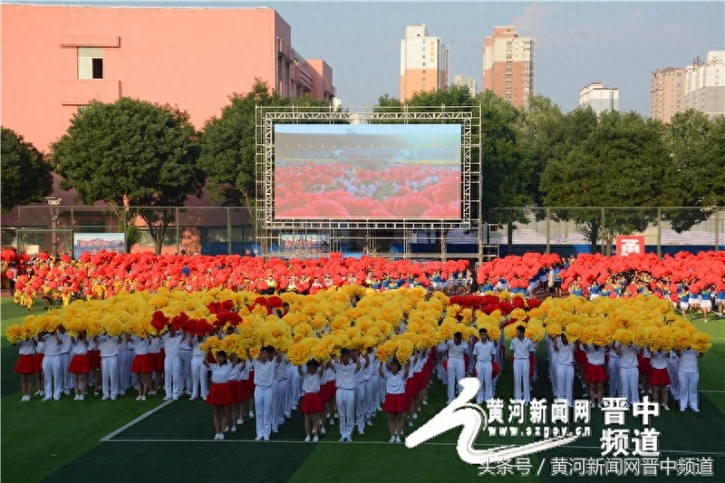 榆次九 中窑上小学（1200人）表演的情景剧《千秋魏榆》