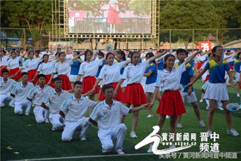 榆次九 中窑上小学（1200人）表演的情景剧《千秋魏榆》
