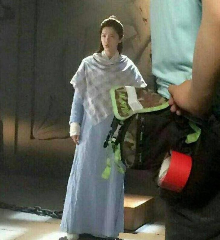 鹿晗《择天记》剧照出炉，清秀俊逸完美展示陈长生！