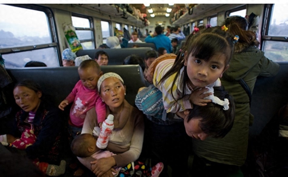 车里车外皆是风景：中国绿皮车纪实