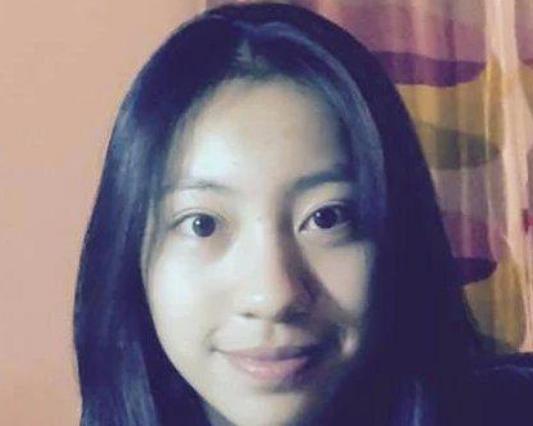 57岁何政军隐藏27年的妻子，不仅年轻貌美，还是大家的圈内老熟人