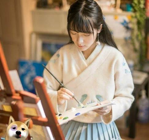 徐娇尽心尽力宣传汉服，却遭“汉服圈”抵制，网友：“穿山甲”？