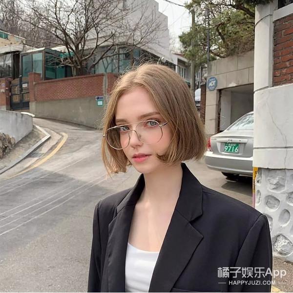 国际顶级t台超模（22岁德韩混血模特美到犯规）(26)