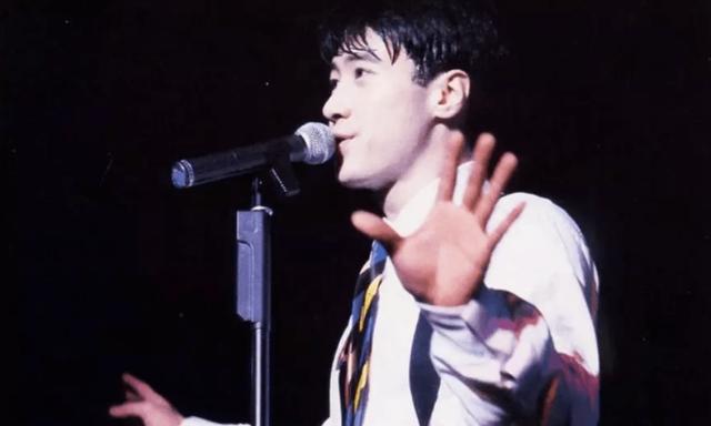 黎明为什么要跟乐基儿离婚呢(甘愿低调的黎明)(31)