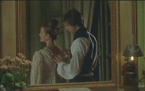 简述红与黑中于连的人物形象（于连的两段爱情）(5)