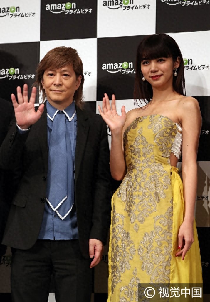 “麻辣教师”藤原纪香露肩红裙尽显优雅 池田依来沙走中国风、藤冈靛帅气