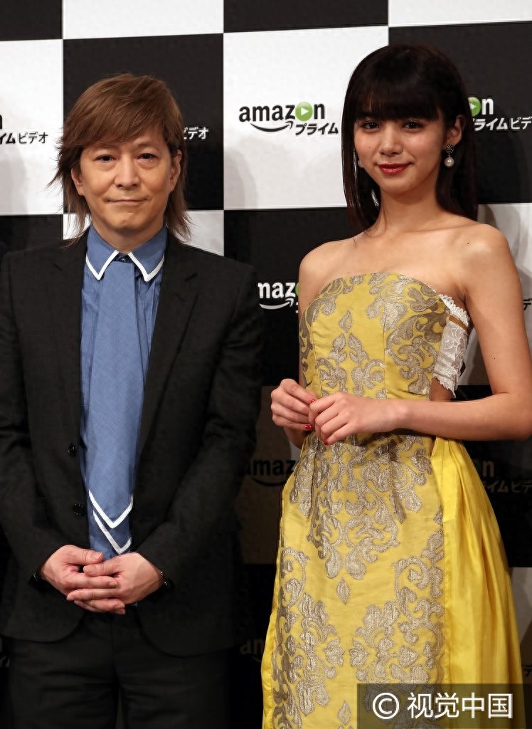 “麻辣教师”藤原纪香露肩红裙尽显优雅 池田依来沙走中国风、藤冈靛帅气