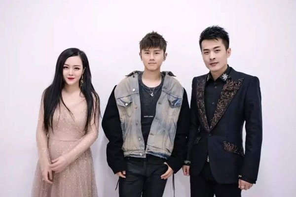 辛有志有多少个亿 怎么成名被人质疑怎么回事