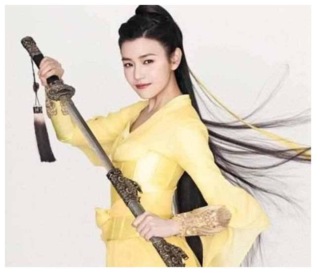 陈妍希摆脱“小笼包”称号，这次古装造型真的美出了新高度