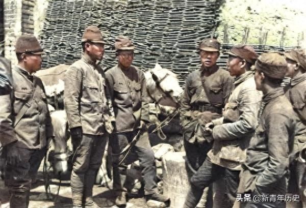 一组抗战时期的彩色老照片，再现将帅云集的八路军，致敬和缅怀