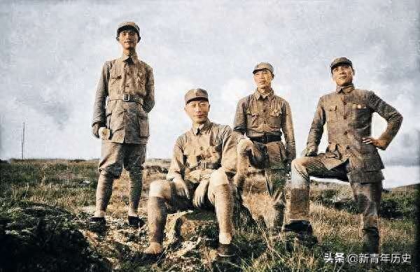 一组抗战时期的彩色老照片，再现将帅云集的八路军，致敬和缅怀