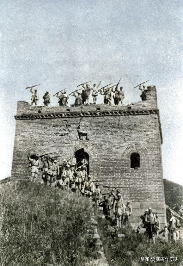 一组抗战时期的彩色老照片，再现将帅云集的八路军，致敬和缅怀