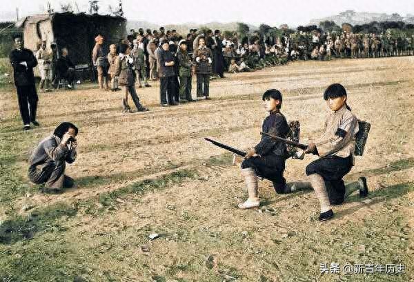 一组抗战时期的彩色老照片，再现将帅云集的八路军，致敬和缅怀