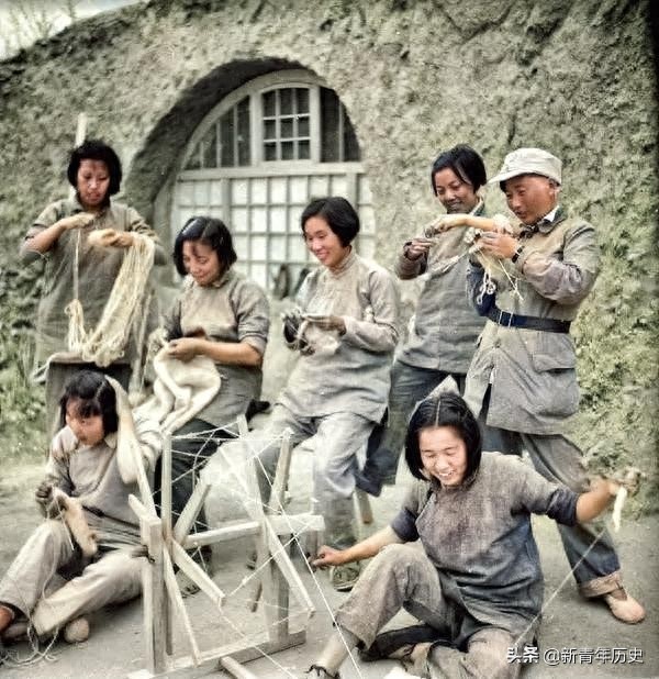 一组抗战时期的彩色老照片，再现将帅云集的八路军，致敬和缅怀