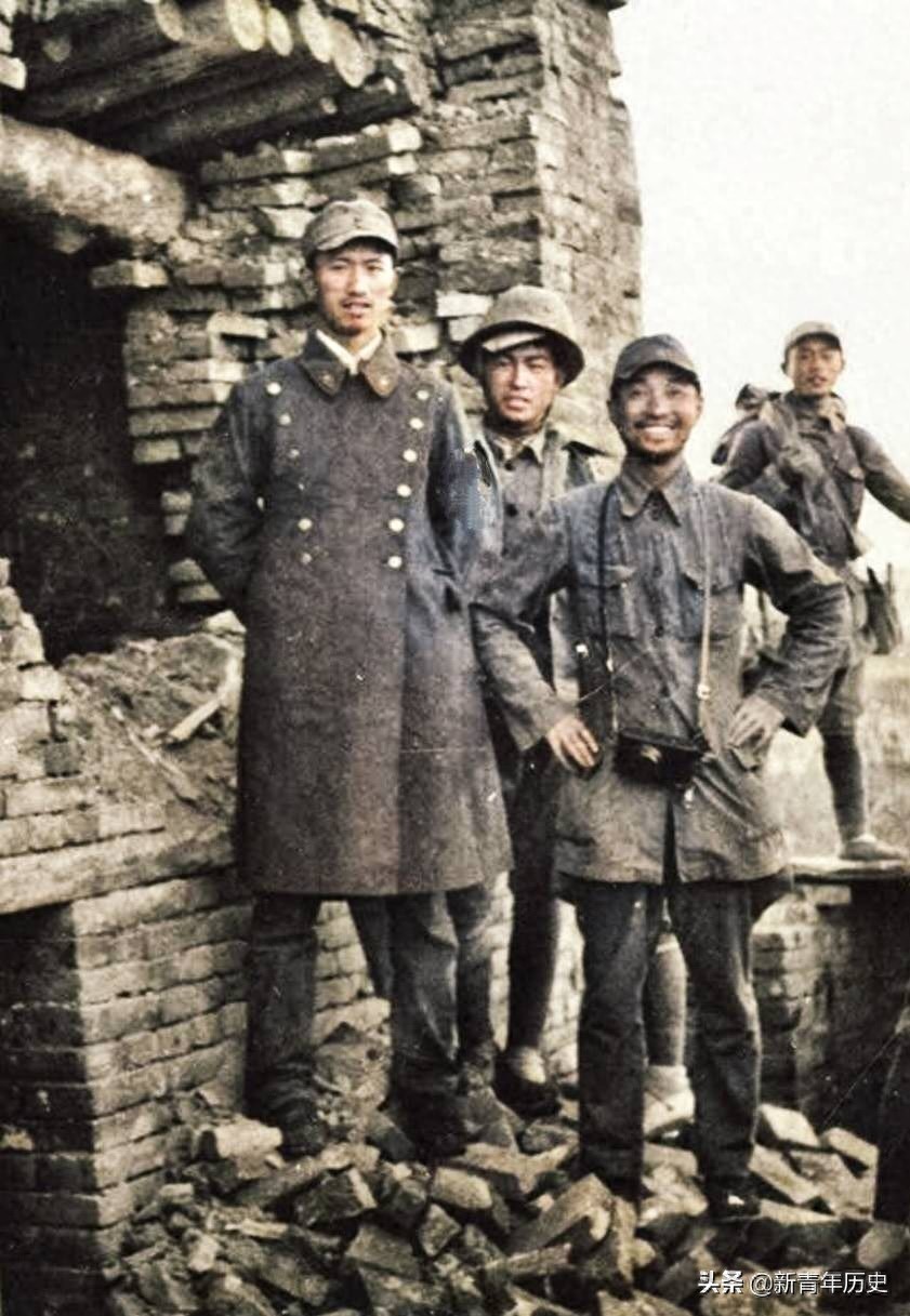 一组抗战时期的彩色老照片，再现将帅云集的八路军，致敬和缅怀