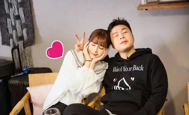 龙丹妮老公（沈梦辰现身支持老公话剧）