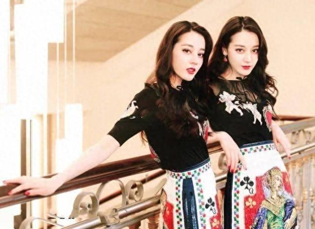 热巴孪生妹妹堪称盛世容颜，眼睛比姐姐还大，网友：真爱粉都认错