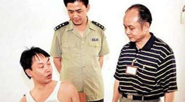 李嘉诚被张子强勒索后,凭他在香港的影响力,事后为何没选择报复
